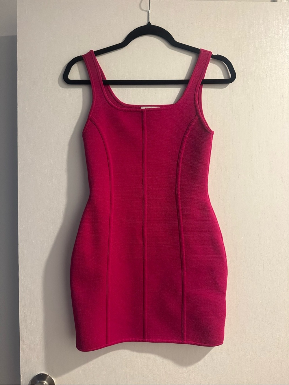 Aritzia Babaton Women’s Sculpt Knit Bustier Dress Size Medium Pink New